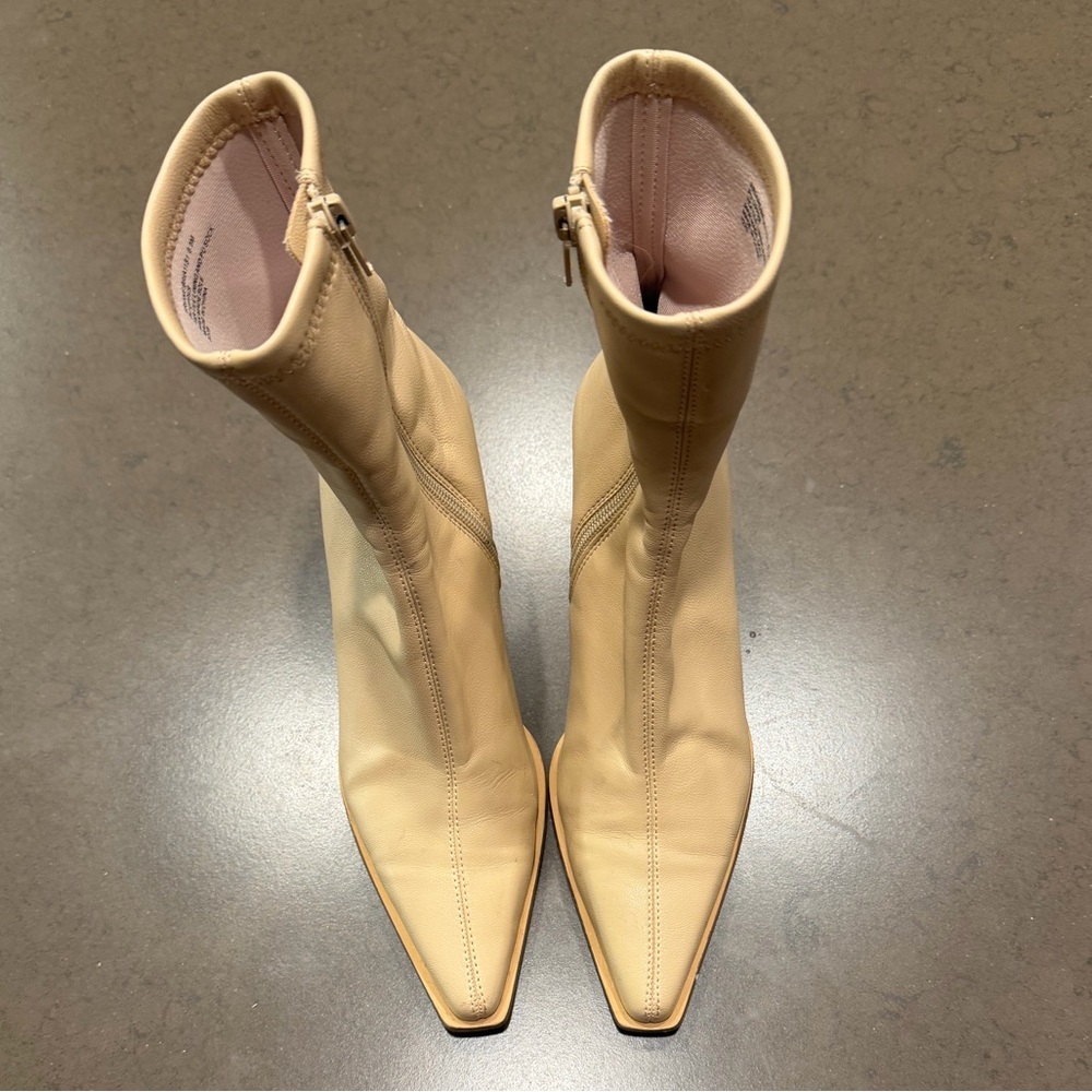 Steve Madden Women's Brianne Mid-Heel Dress Booties Sz: 6.5 - Picture 9 of 13